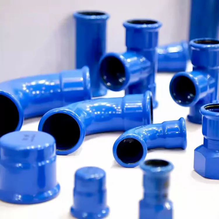 Stiskana cev s prevleko iz ogljikovega jekla